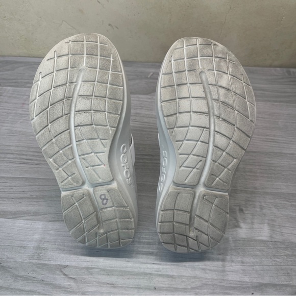 OOFOS OOMG White Mesh Low Sport Recovery Comfort Shoe Women’s Size 5 - Picture 5 of 10